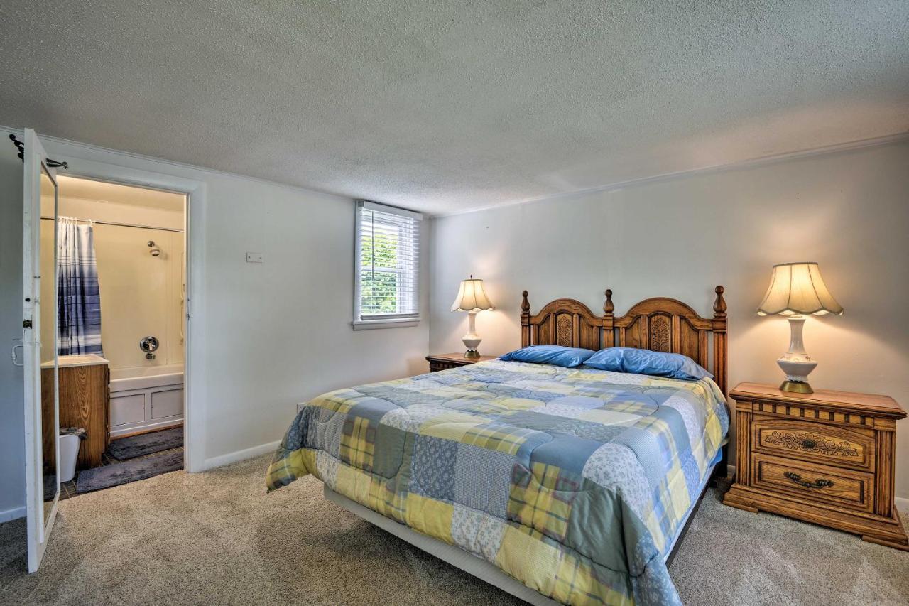 Family Cottage On Chaumont Bay, Walk To Downtown エクステリア 写真