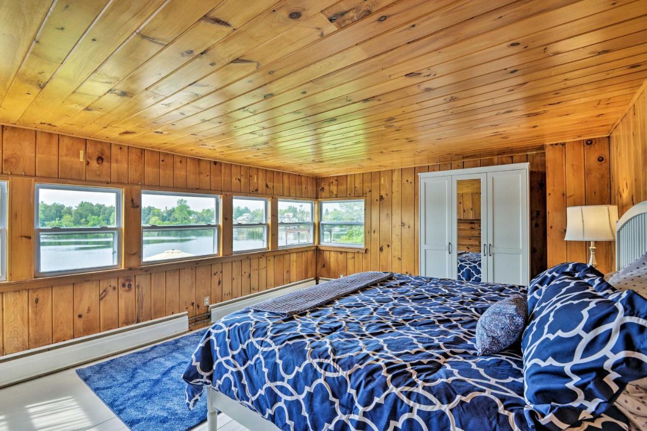 Family Cottage On Chaumont Bay, Walk To Downtown エクステリア 写真